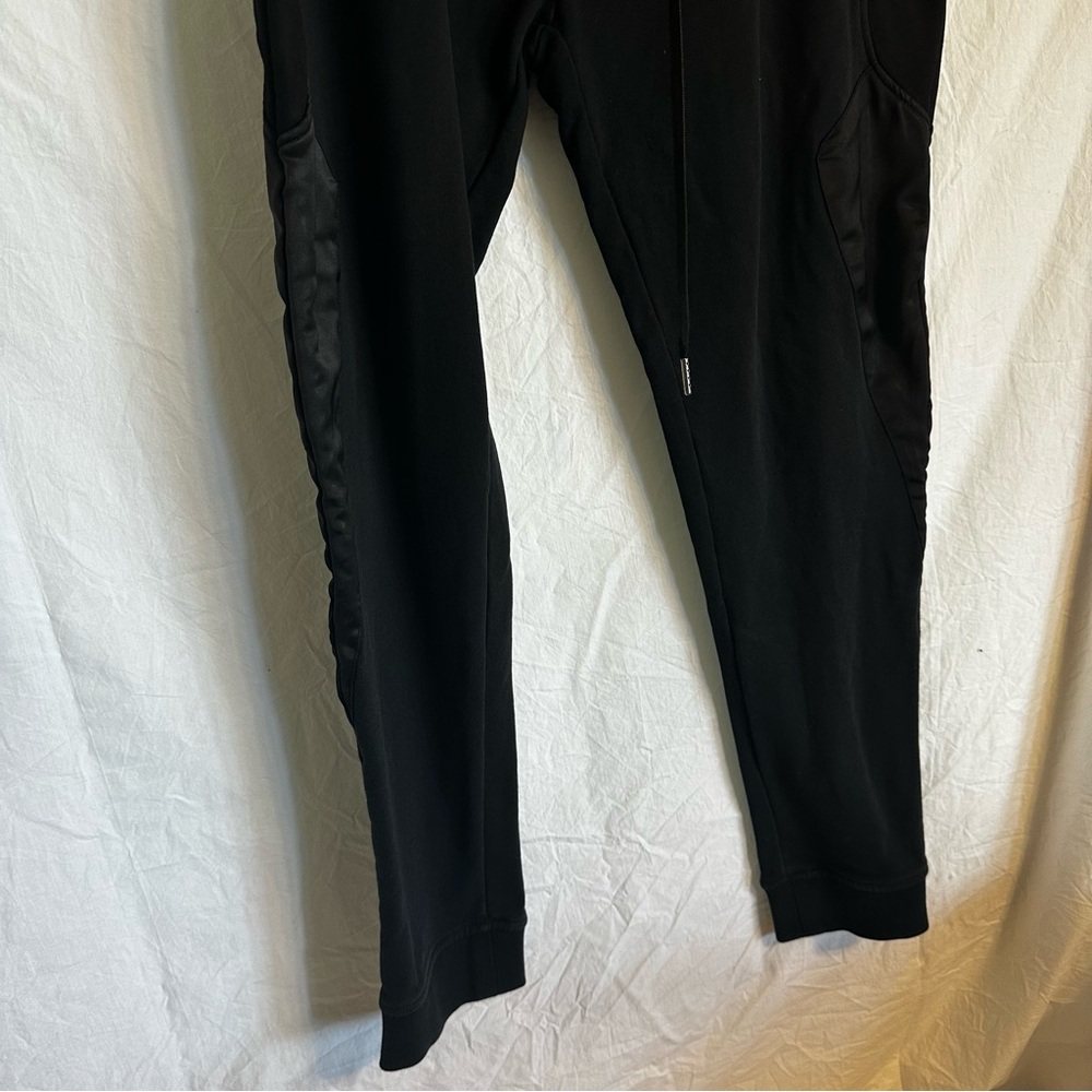 Paris Men's Black Jogger Sweatpants - Picture 3 of 11